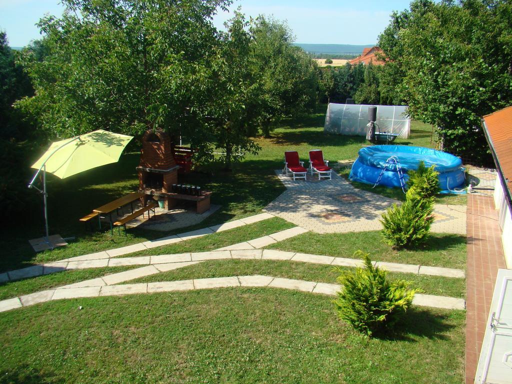 Farkas Guesthouse Balatonszentgyorgy 외부 사진